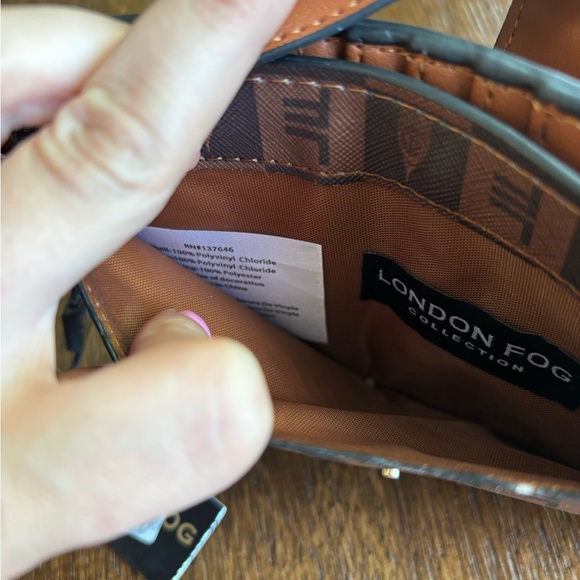 London Fog Brown Checkered Wristlet - Picture 2 of 7